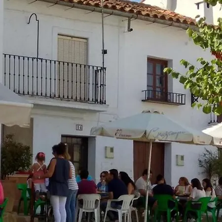 Apartamento Cercado De Arriba